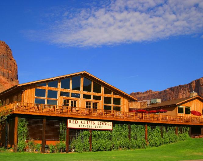 Red Cliffs Lodge - Außenansicht