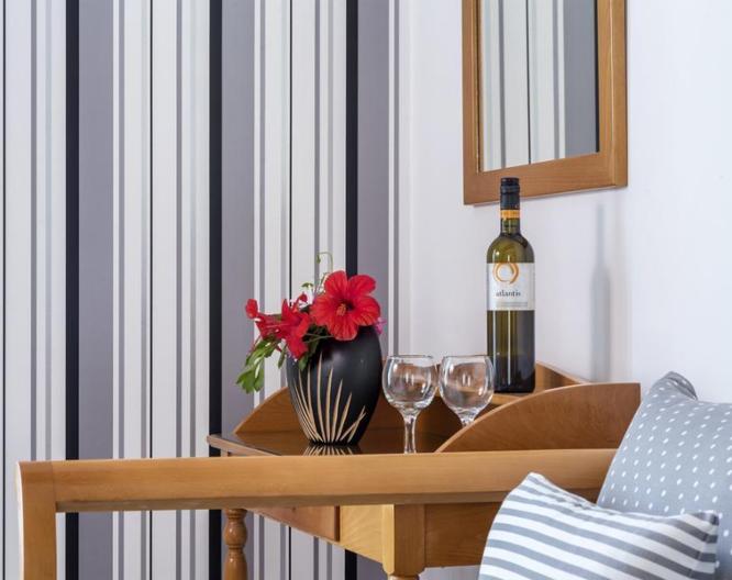 Santellini Hotel - Landschaft