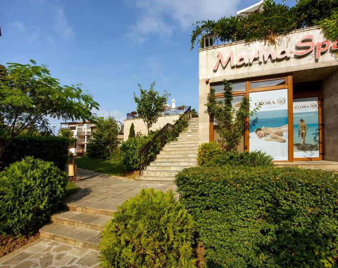 Santa Marina Holiday Village - Außenansicht