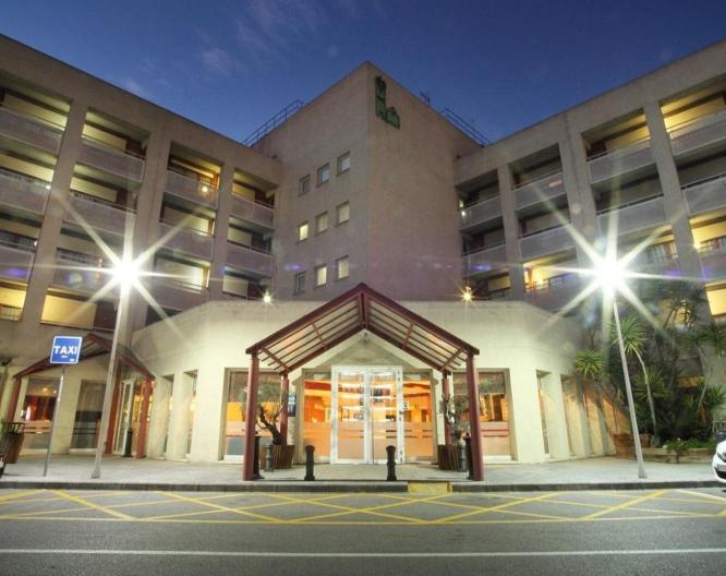 Travelodge Barcelona del Vallès - Außenansicht