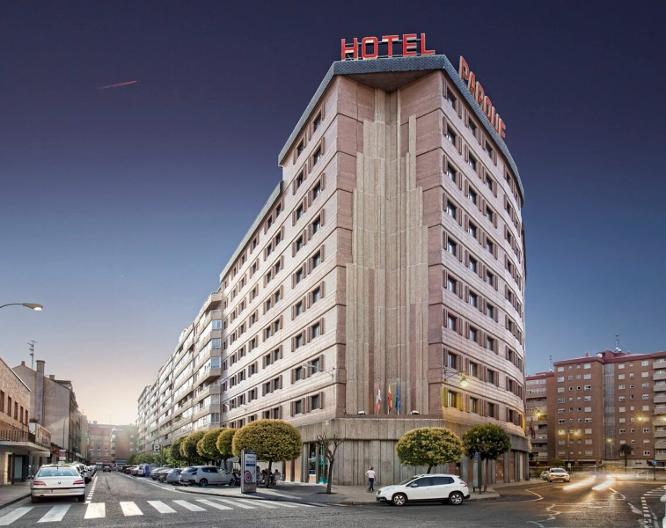 Hotel Zentral Parque Valladolid - Außenansicht
