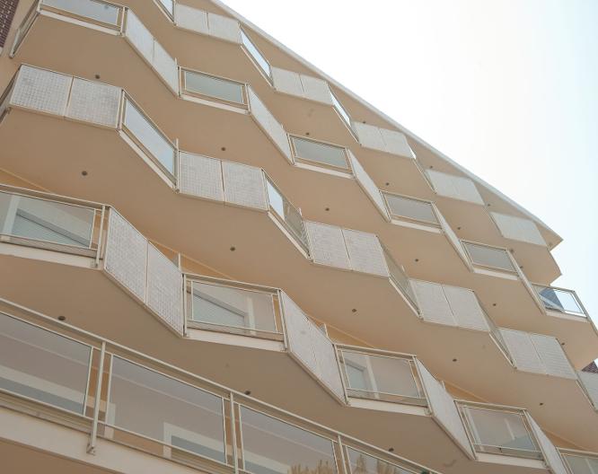 Hotel Kent - Außenansicht