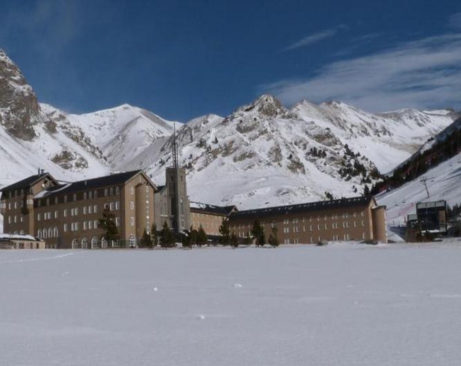 Hotel & Apartaments Vall de Núria - Außenansicht