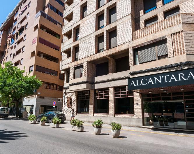 Hotel Alcántara - Außenansicht