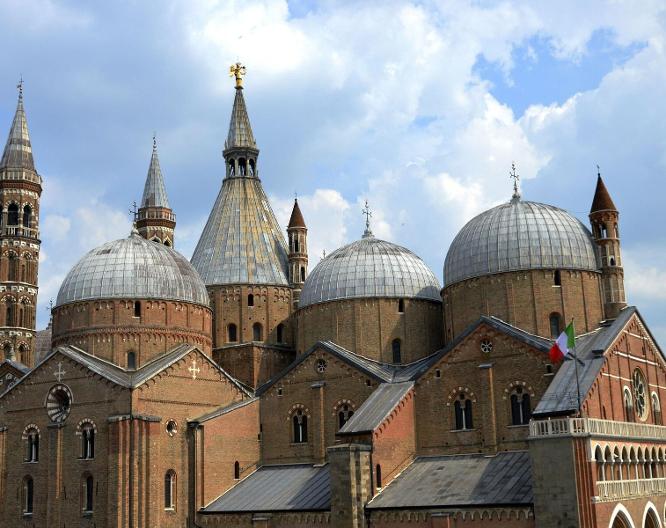 Hotel Donatello - Außenansicht