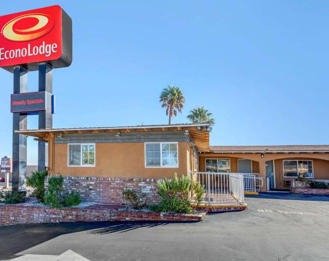Econo Lodge on Historic Route 66 - Vue extérieure