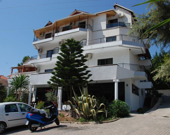 Hotel Freskia - Außenansicht