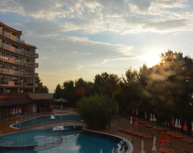 Berlin Green Park Hotel - Außenansicht