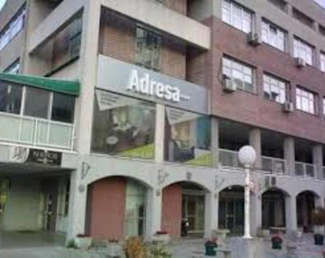 Adresa Suites - Außenansicht