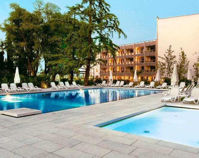 Hotel Acquaviva del Garda - Außenansicht
