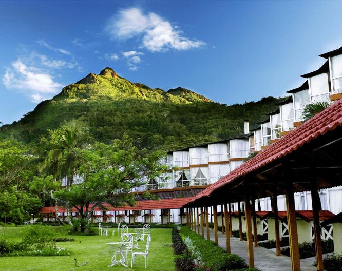 Berjaya Beau Vallon Bay Resort Casino - Außenansicht