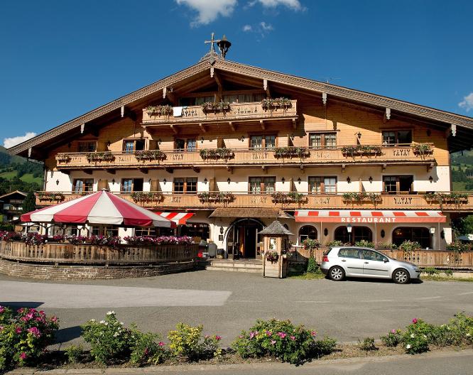 Ferienhotel Alpenhof - Außenansicht