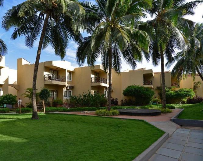 Whispering Palms Beach Resort - Außenansicht