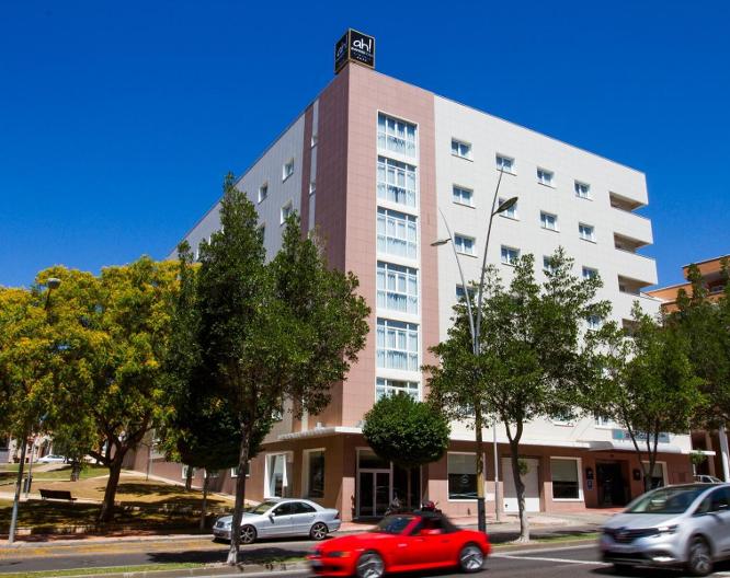 Avenida Hotel - Außenansicht