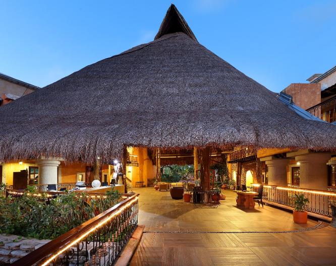 Hotel Eurostars Hacienda Vista Real - Außenansicht