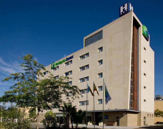 Holiday Inn Express Valencia Bonaire - Außenansicht