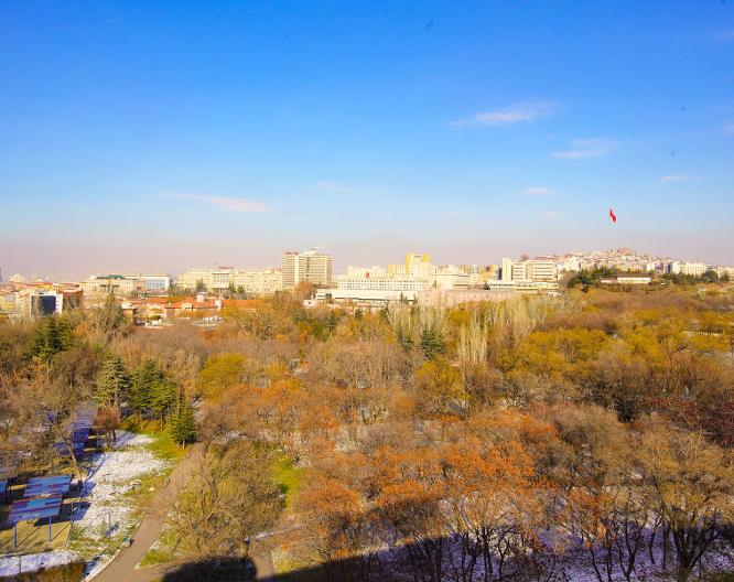 New Park Ankara Hotel - Außenansicht