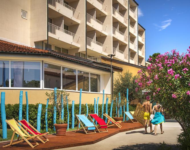 Allegro Sunny Hotel by Valamar - Vue extérieure