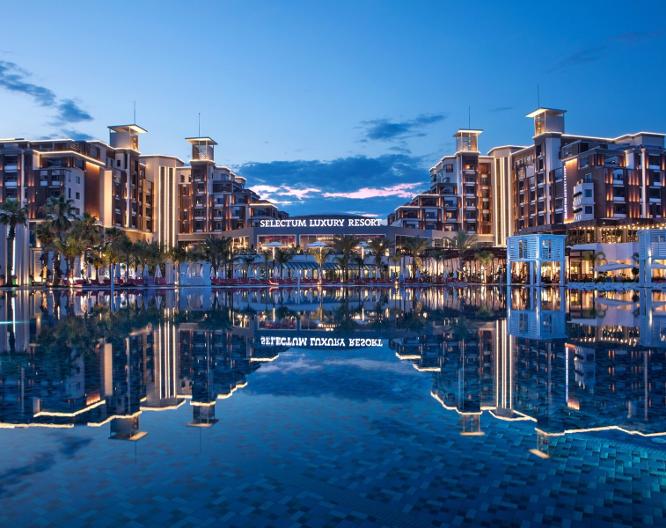 Selectum Luxury Resort - Außenansicht