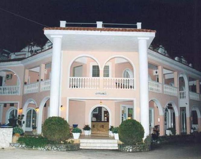Kyprianos Aparthotel - Außenansicht