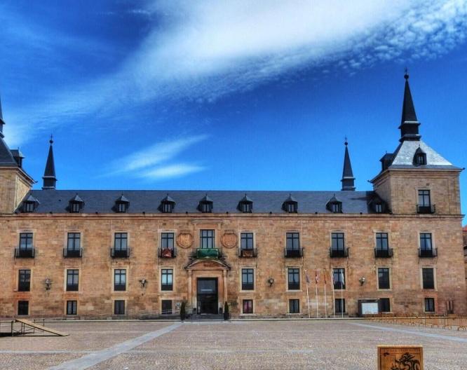 Parador de Lerma - Außenansicht