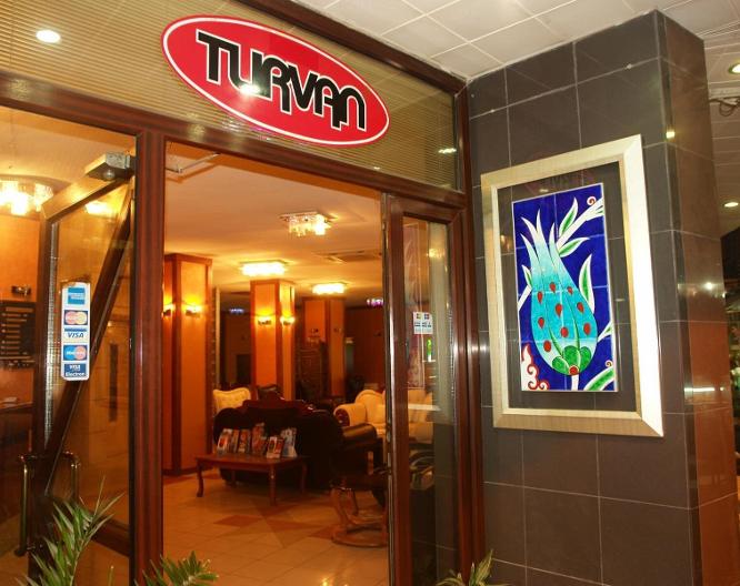 Turvan Hotel - Außenansicht