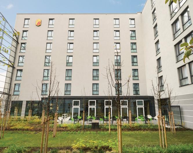 Super 8 Munich City West - Außenansicht