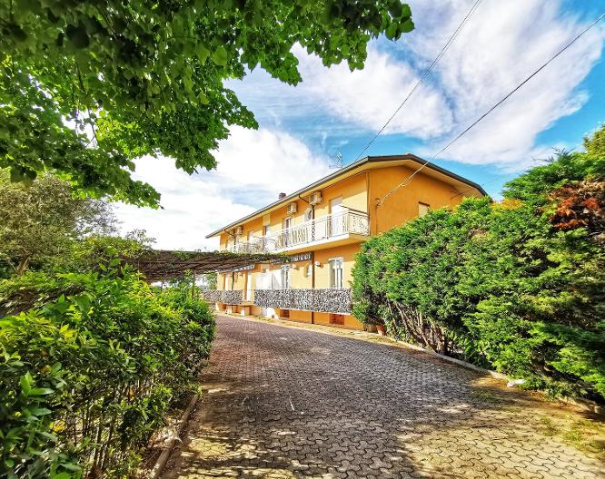 Hotel Bruna - Außenansicht