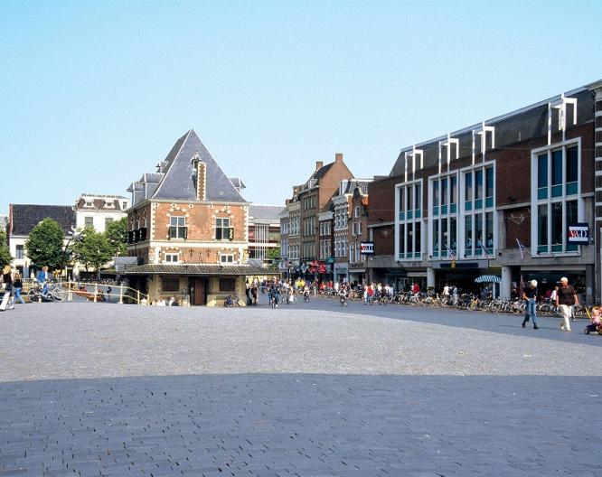Fletcher Hotel-Paleis Stadhouderlijk Hof - Außenansicht