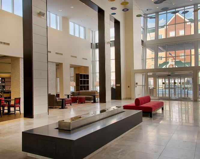 Embassy Suites by Hilton Newark Airport - Général