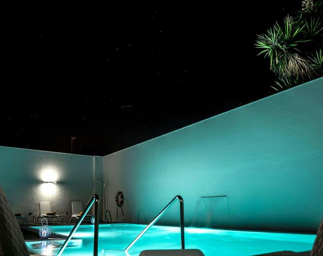 Sercotel Dona Carmela, Ascend Hotel Collection - Pool
