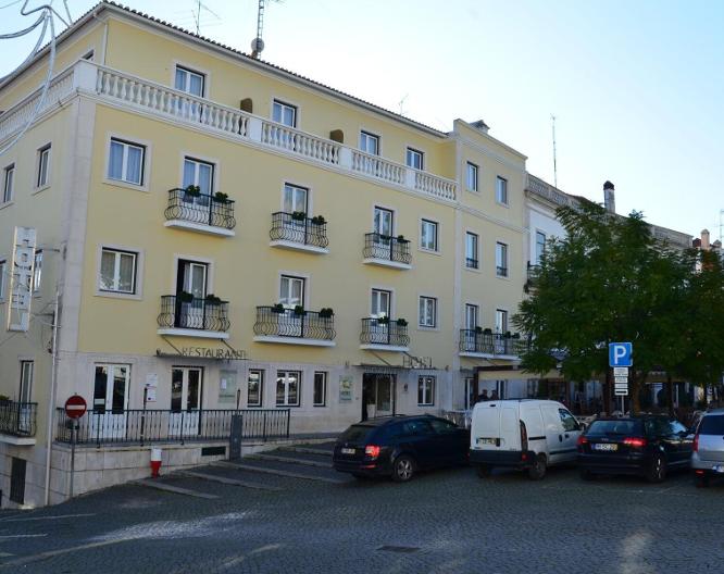 Hotel Torres Novas - Außenansicht