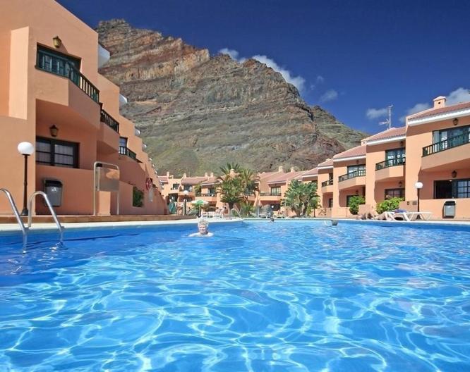 Complejo Las Tres Palmeras - Außenansicht