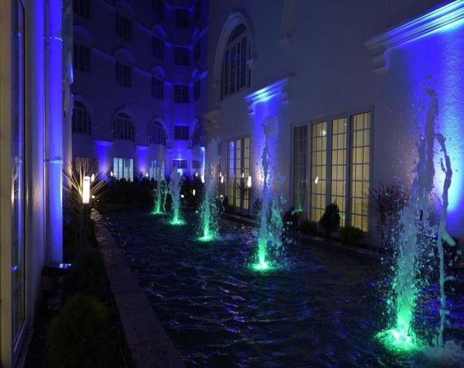 Araliya Green City - Außenansicht