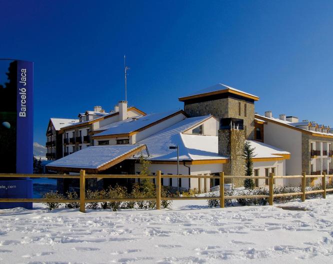 Hotel Golf&SPA Real Badaguás-Jaca - Außenansicht