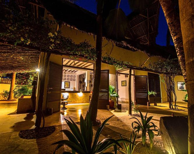 Sunshine Azure Zanzibar Beach Hotel - Außenansicht