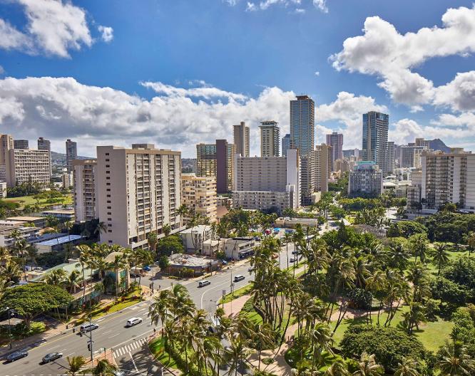 Holiday Inn Express Waikiki - Außenansicht
