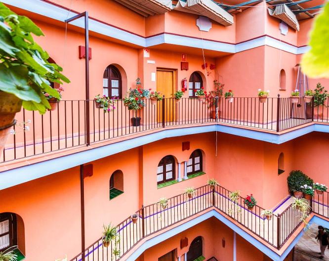 Hotel Patio de la Alameda - Außenansicht