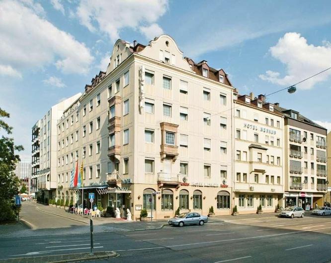 Ringhotel Loew's Merkur - Außenansicht