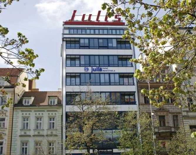 EA Hotel Julis - Außenansicht
