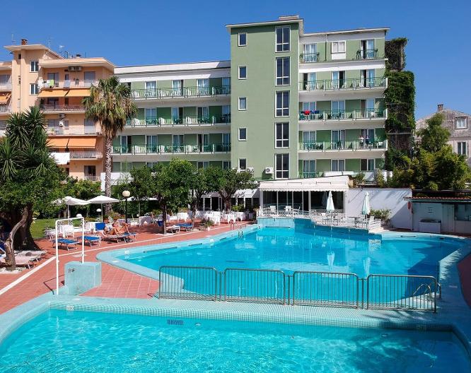 Hotel Ara Maris - Außenansicht