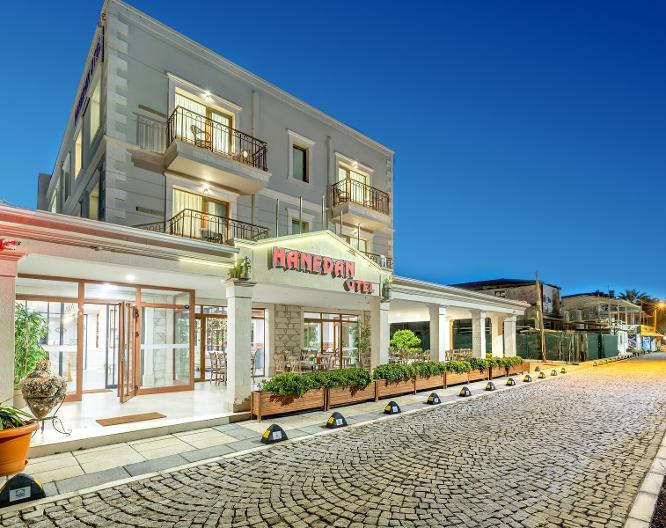Hanedan Hotel - Außenansicht