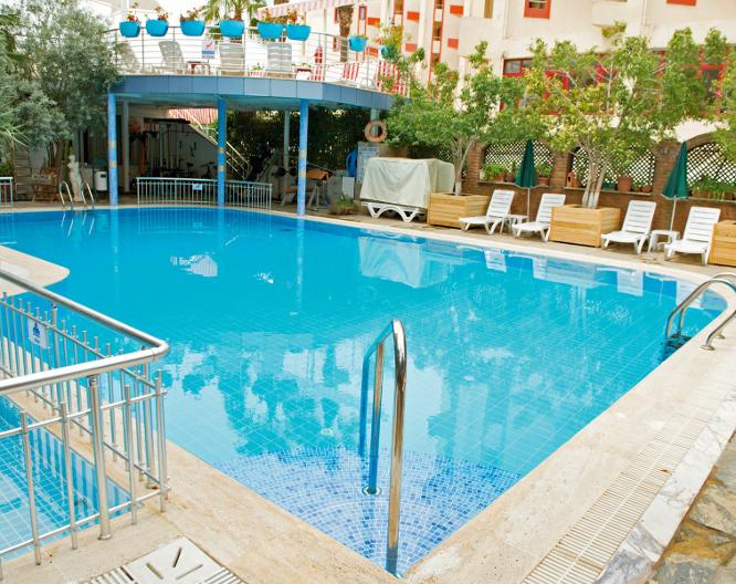 Anik Hotel - Außenansicht