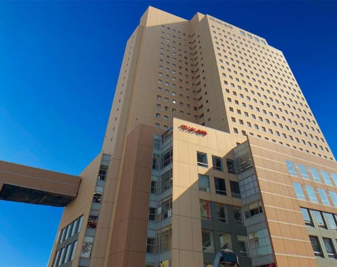 Yokohama Sakuragicho Washington - Außenansicht