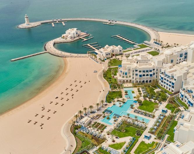 Hilton Salwa Beach Resort & Villas - Außenansicht
