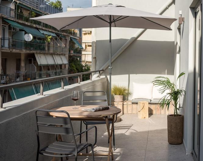 Cohort Koukaki - Strand