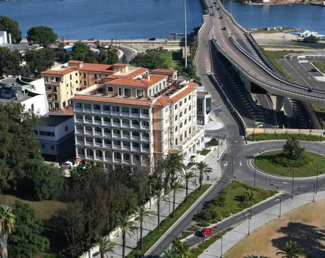 Grand Hotel President - Außenansicht