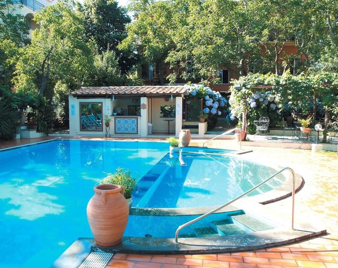 Hotel Villa Fernanda - Pool