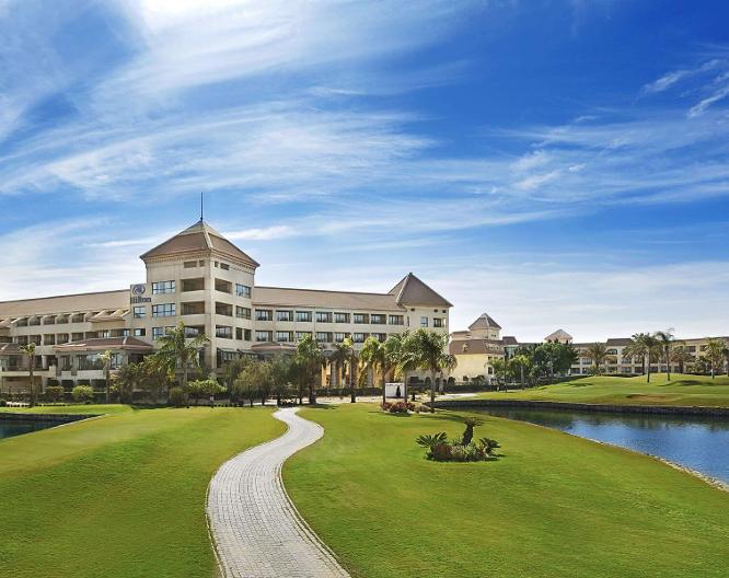 Hilton Pyramids Golf Resort - Außenansicht
