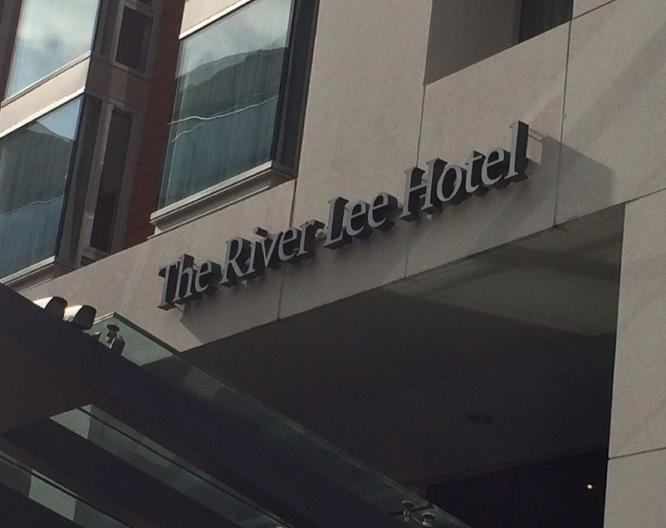 The River Lee Hotel - Außenansicht